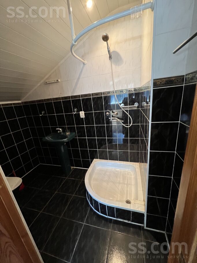 Vidus 5, Carnikava, Rīgas rajons, Carnikavas nov. — maja