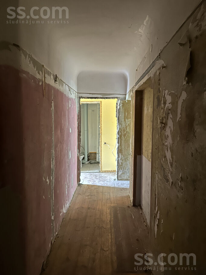 Zvaigžņu 21, Rīga — dzivoklis