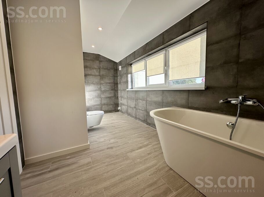 Āķu iela 1, Baltezers, Rīgas rajons, Ādažu nov. — maja