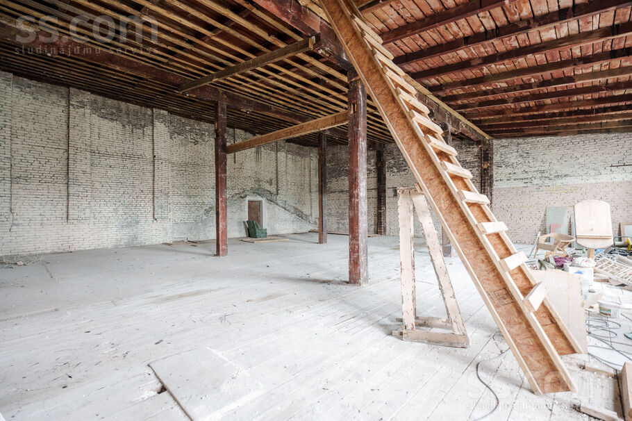 Brivibas iela 23, Liepāja un raj., Liepāja — maja