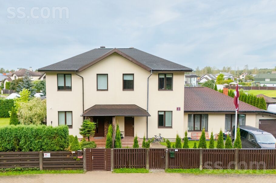 Budeskalnu 51, Rīgas rajons, Salaspils — maja