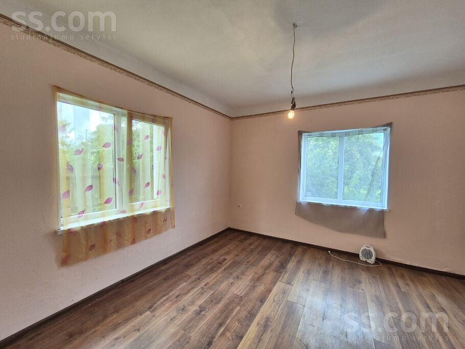 Embūtes, Ventspils un raj., Ventspils — maja