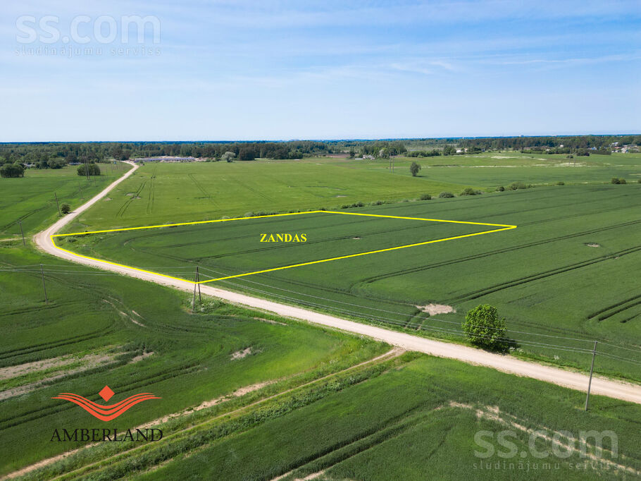 3 km no Grobiņas, Ālande, Liepāja un raj., Grobiņas pag. — zeme