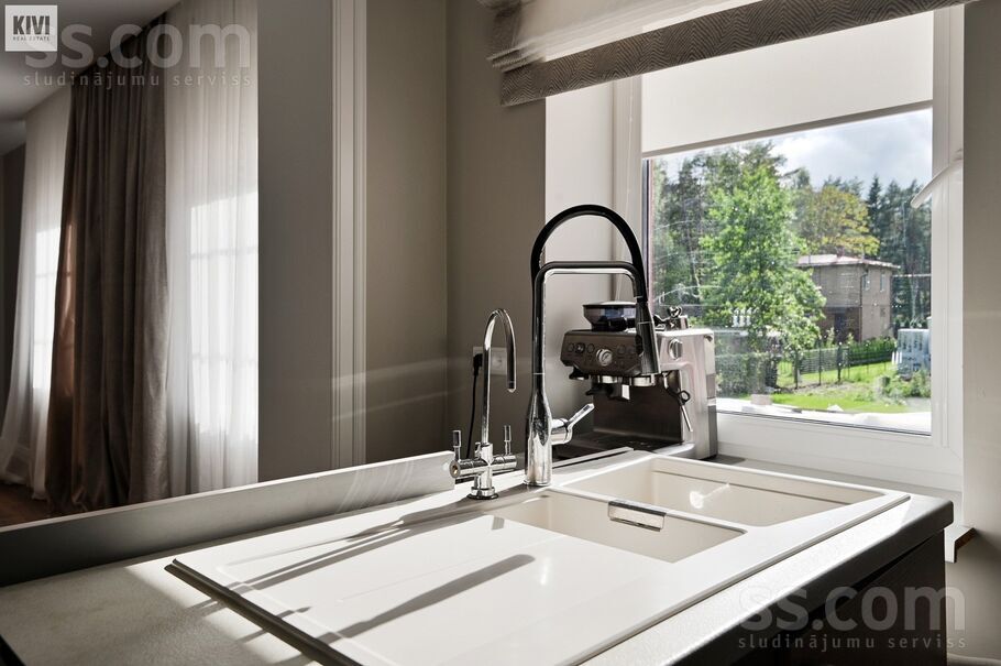 Žubītes iela, Jūrmala — maja