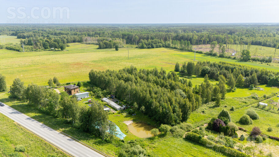 Cālīši, Jelgava un raj., Jelgava — maja