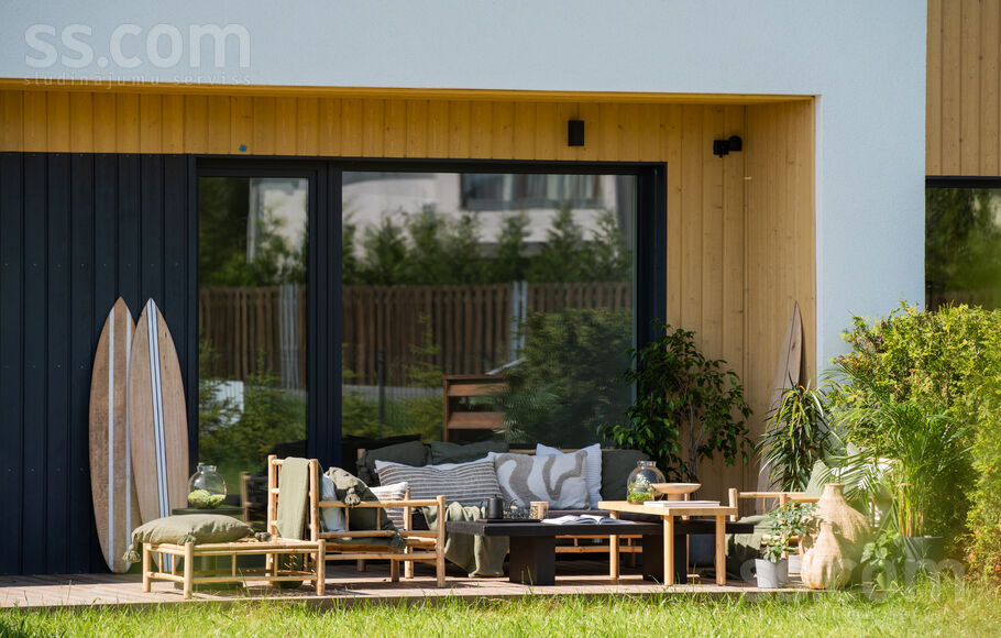 Podnieku iela, Ādaži, Rīgas rajons, Ādažu nov. — maja