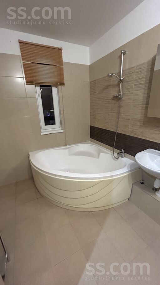 Skolas 14, Rīgas rajons, Baloži — dzivoklis