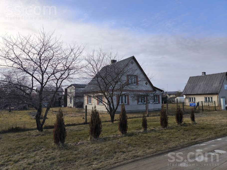 Celtnieku iela 61, Zvejniekciems, Rīgas rajons, Saulkrastu l. t. — maja