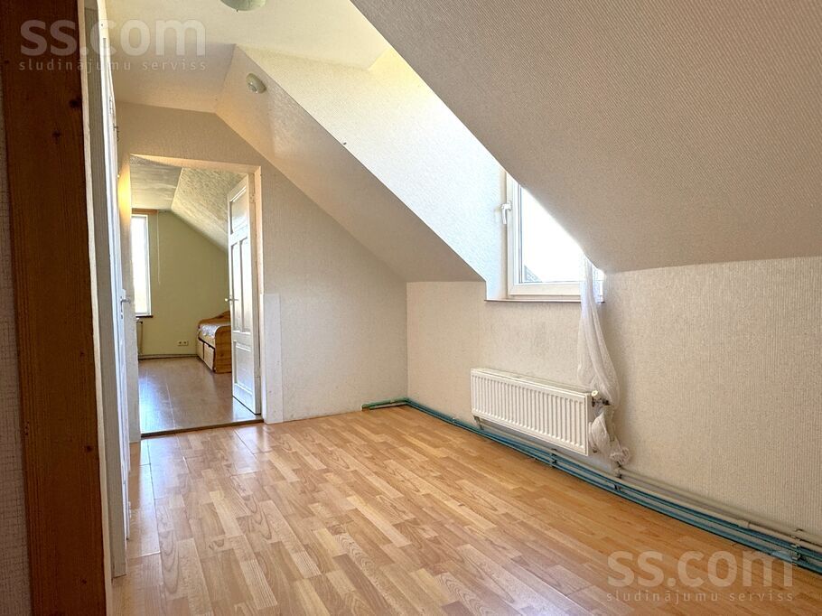 Ezermalas, Jūdaži, Rīgas rajons, Siguldas pag. — maja