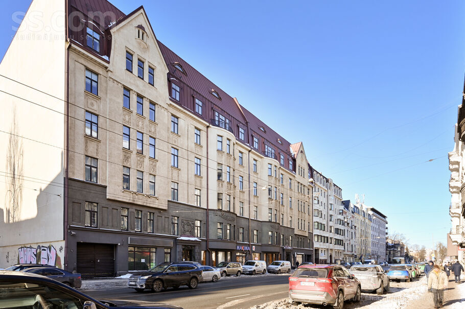 Pulkv. Brieža 7, Rīga — dzivoklis