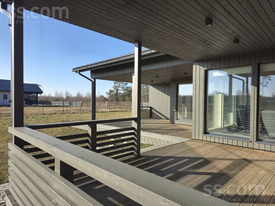 Krāču 6, Sēbruciems, Rīgas rajons, Babītes pag. — maja