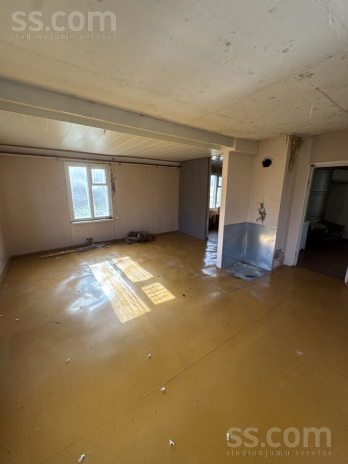 Ieviņās, Sēlija, Jēkabpils un raj., Sēlpils pag. — maja