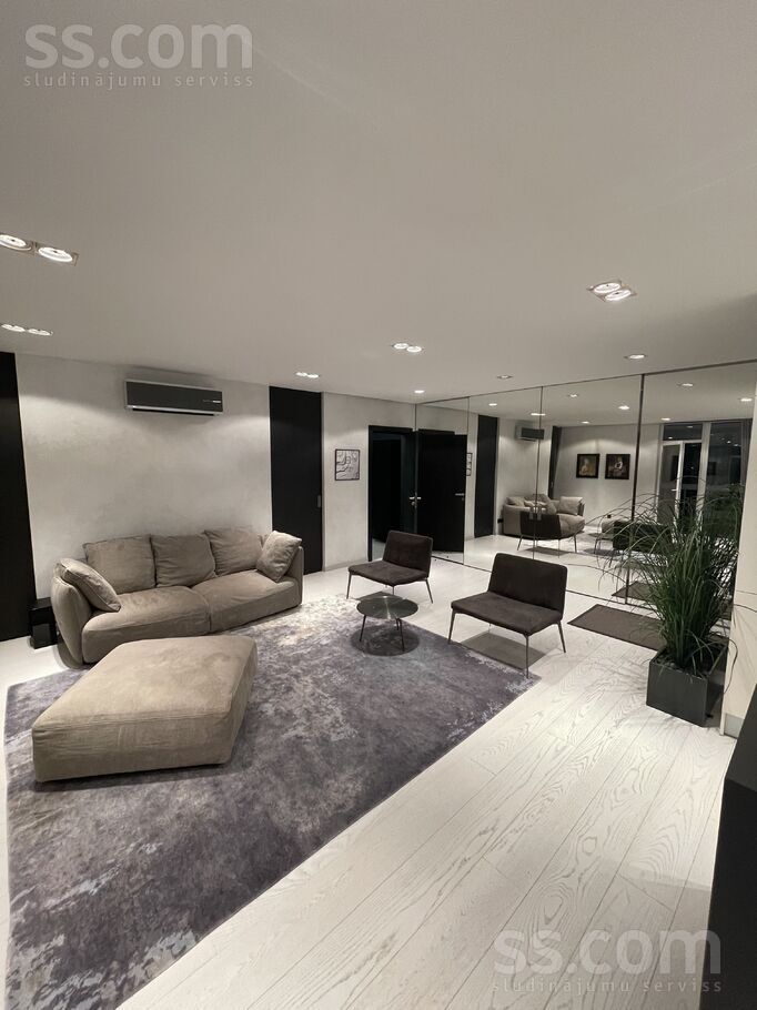 Zemgala gatve 80, Rīga — dzivoklis