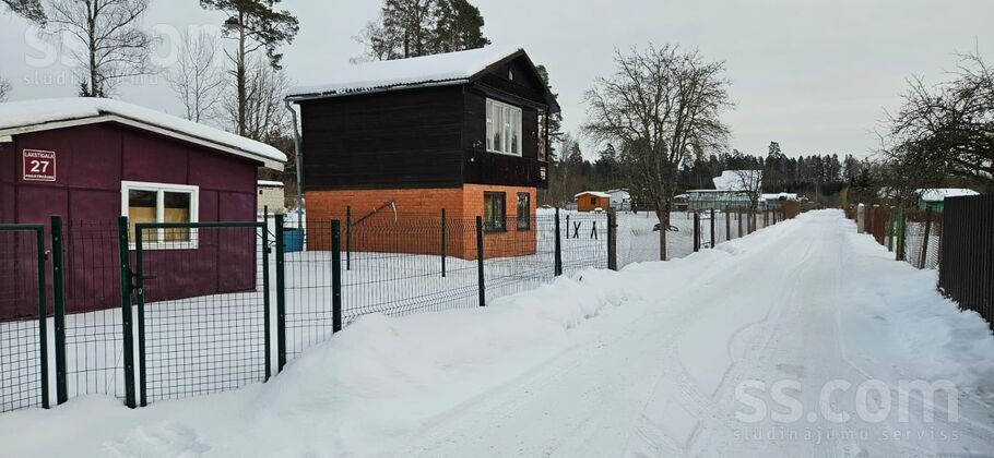 Lakstīgala 27, Bajāri, Rīgas rajons, Salaspils l. t. — maja