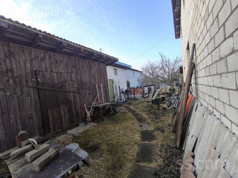 Celtnieku iela 61, Zvejniekciems, Rīgas rajons, Saulkrastu l. t. — maja