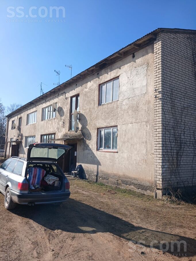 Ozoli 1, Ozoli, Aizkraukle un raj., Bebru pag. — dzivoklis