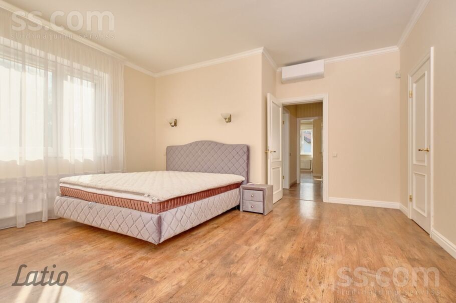 Bišu 9, Spilve, Rīgas rajons, Babītes pag. — maja