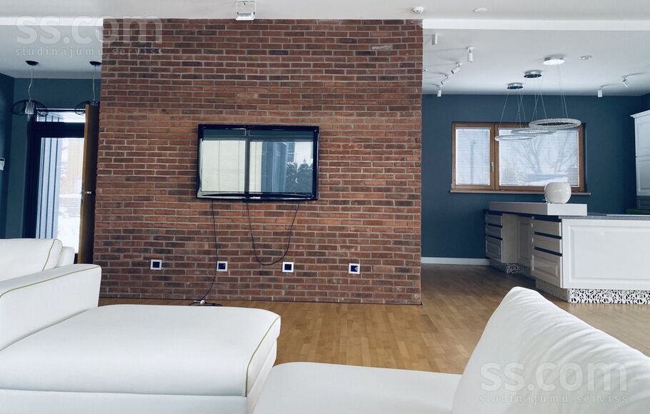 Zvejnieku 14, Ogre un raj., Ikšķile — maja