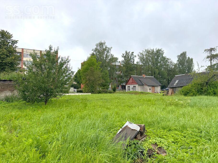 Bērzpils 37, Balvi un raj., Balvi — zeme