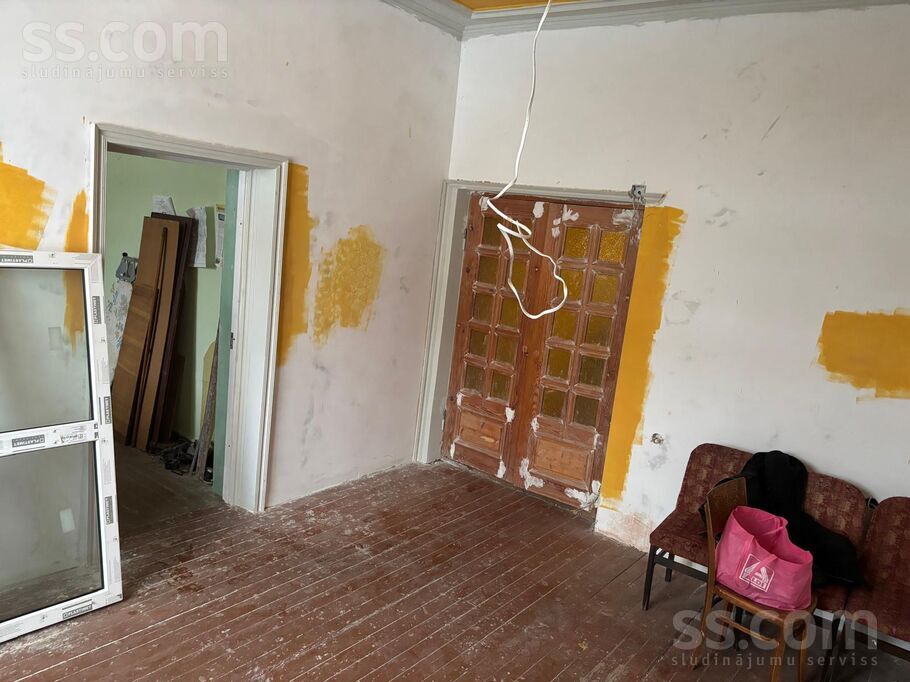 Brivibas 28, Ludza un raj., Zilupe — dzivoklis