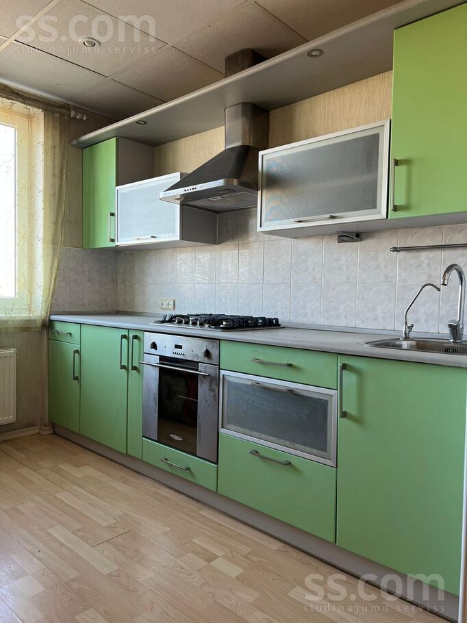 Dzelzavas 37, Rīga — dzivoklis