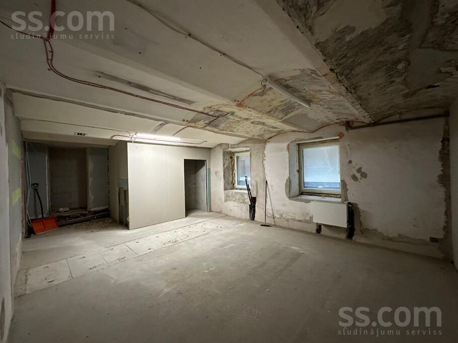 Lāčplēša 24, Rīga, centrs — telpa