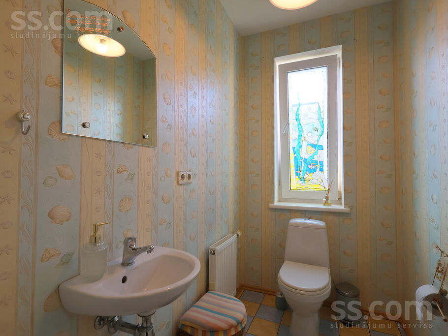 Zirņu iela 51, Liepāja un raj., Liepāja — maja