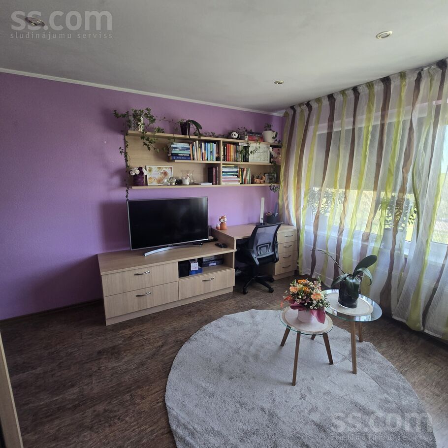 72 28, Ventspils un raj., Ventspils — dzivoklis