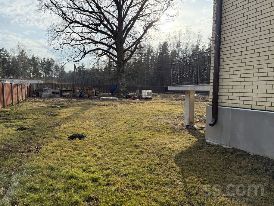 Austrumu 9, Dreiliņi, Rīgas rajons, Stopiņu nov. — maja