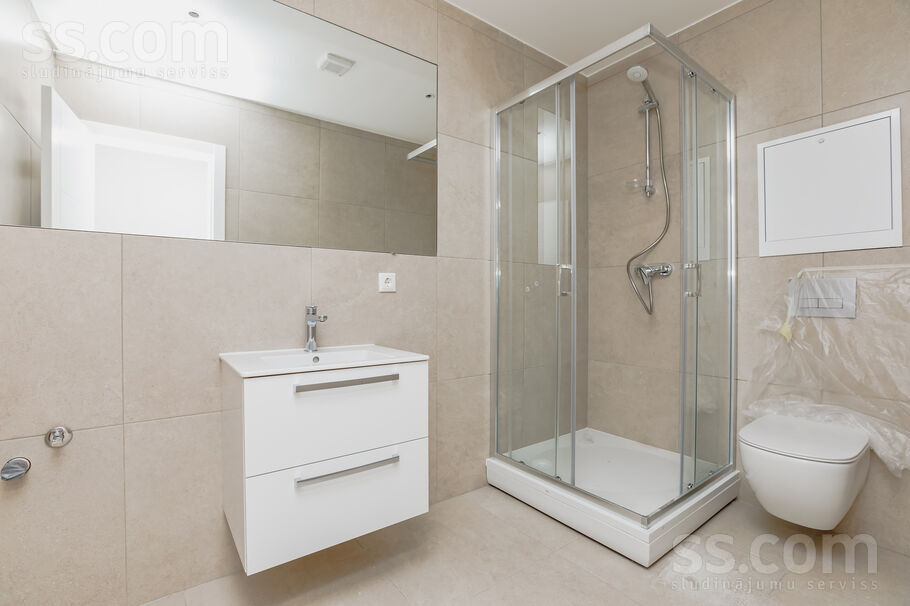 Zvaigžņu 21, Rīga — dzivoklis