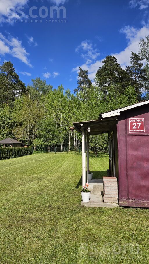 Lakstīgala 27, Bajāri, Rīgas rajons, Salaspils l. t. — maja