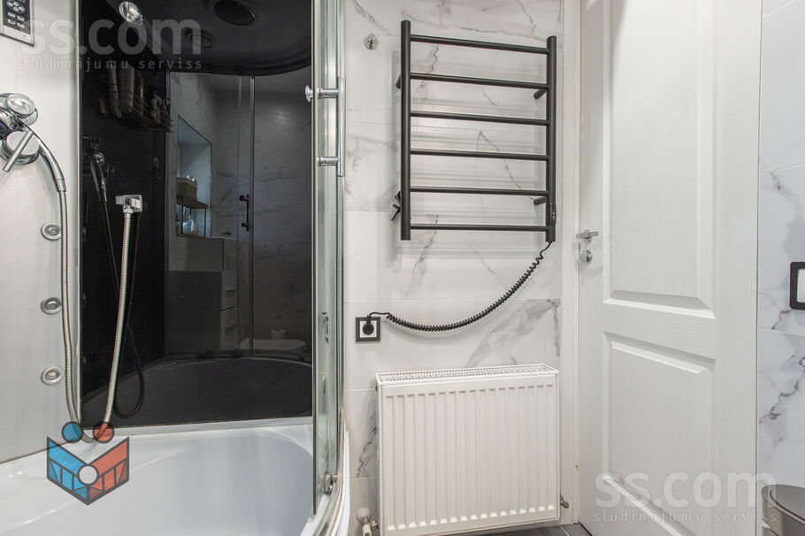 Lefkoju 17, Ziedonis, Rīgas rajons, Ķekavas pag. — maja