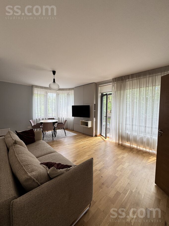 Āgenskalna 25, Rīga — dzivoklis