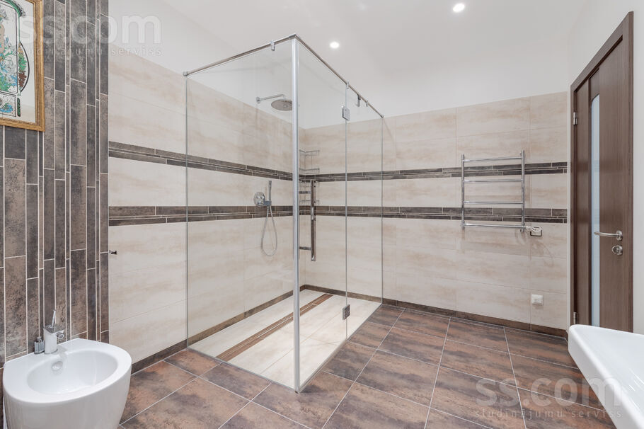 Amatas iela 1, Jūrmala — dzivoklis