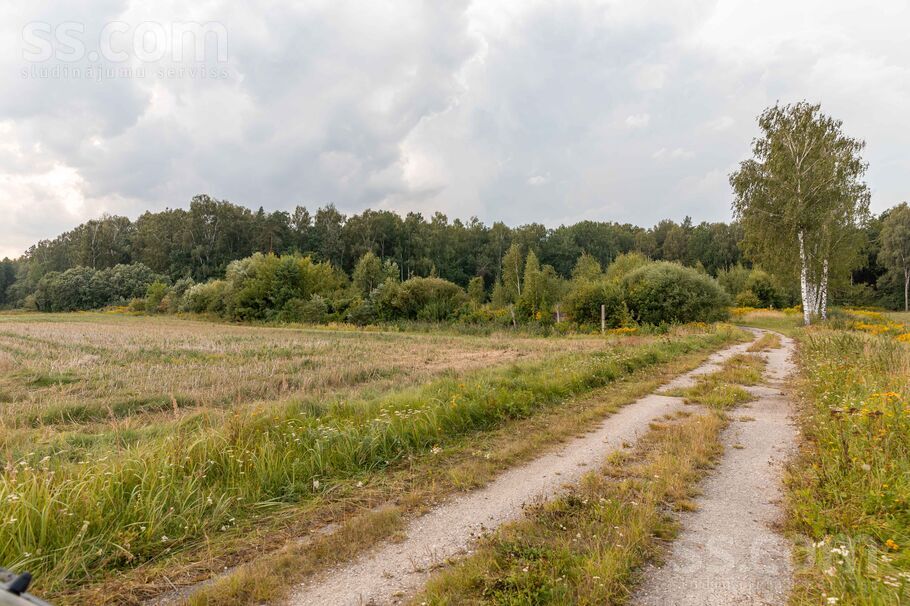 Lietuvas šoseja 108, Jelgava un raj., Jelgava — zeme