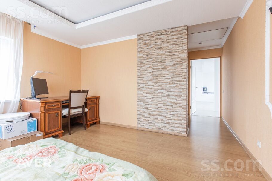 Eduarda Veidenbauma 45, Jelgava un raj., Jelgava — maja