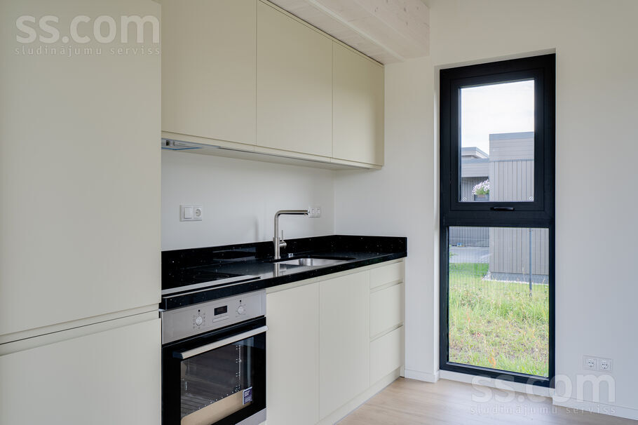 Nellijas iela 3, Vīkuļi, Rīgas rajons, Babītes pag. — maja