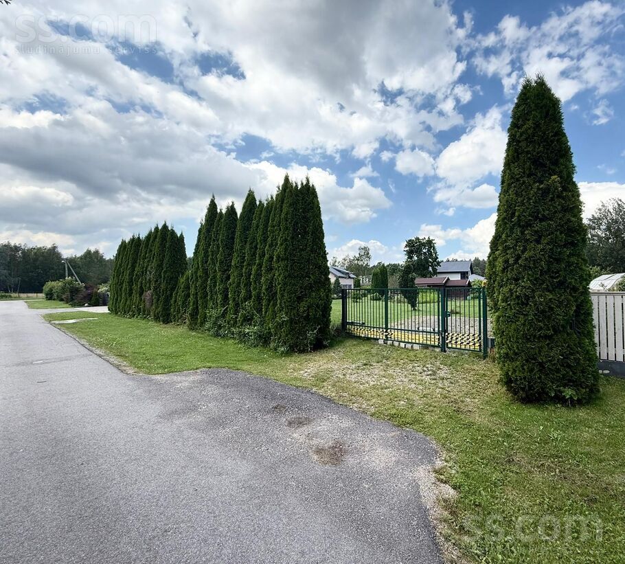 Sātiņu 17, Rīga — zeme