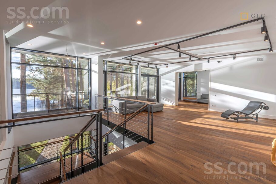 Parka Aleja, Dzilnuciems, Rīgas rajons, Babītes pag. — maja