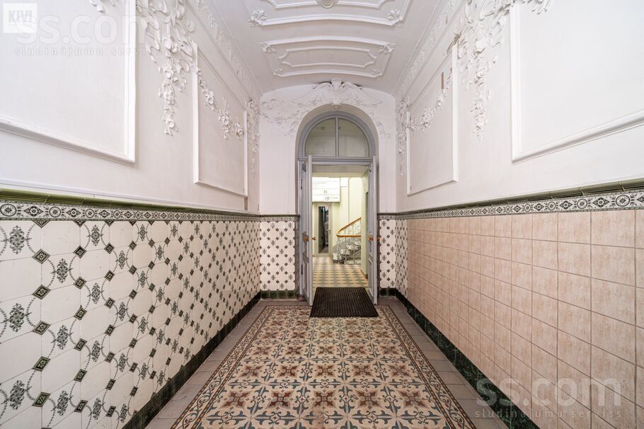 Teātra 9, Rīga — maja