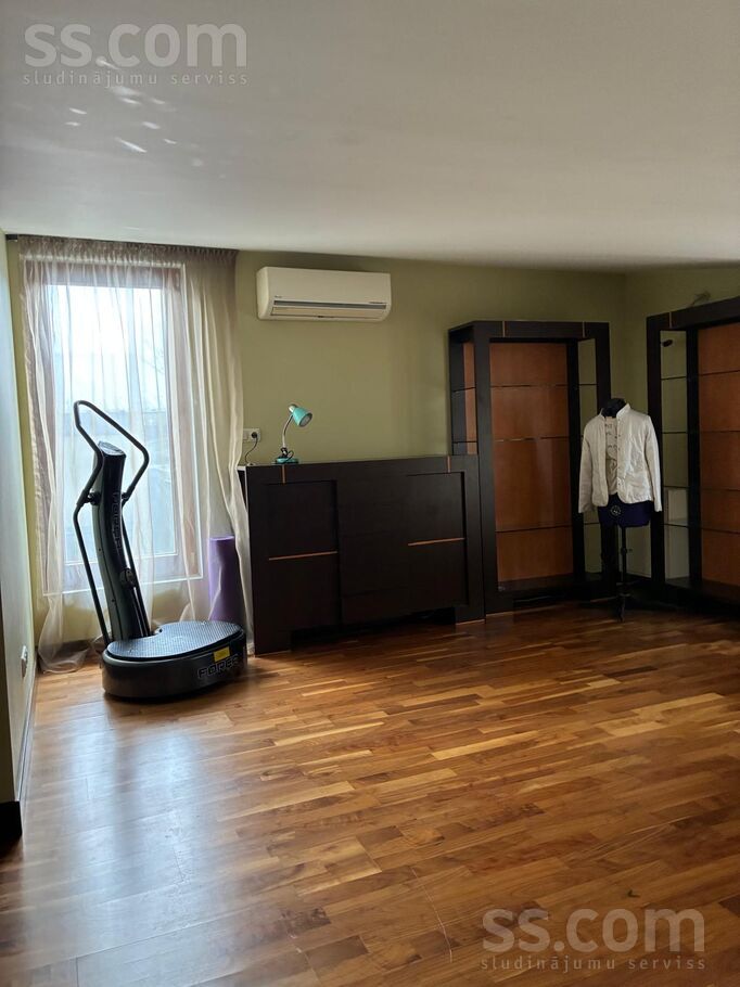 Baļķu 5, Jūrmala — maja