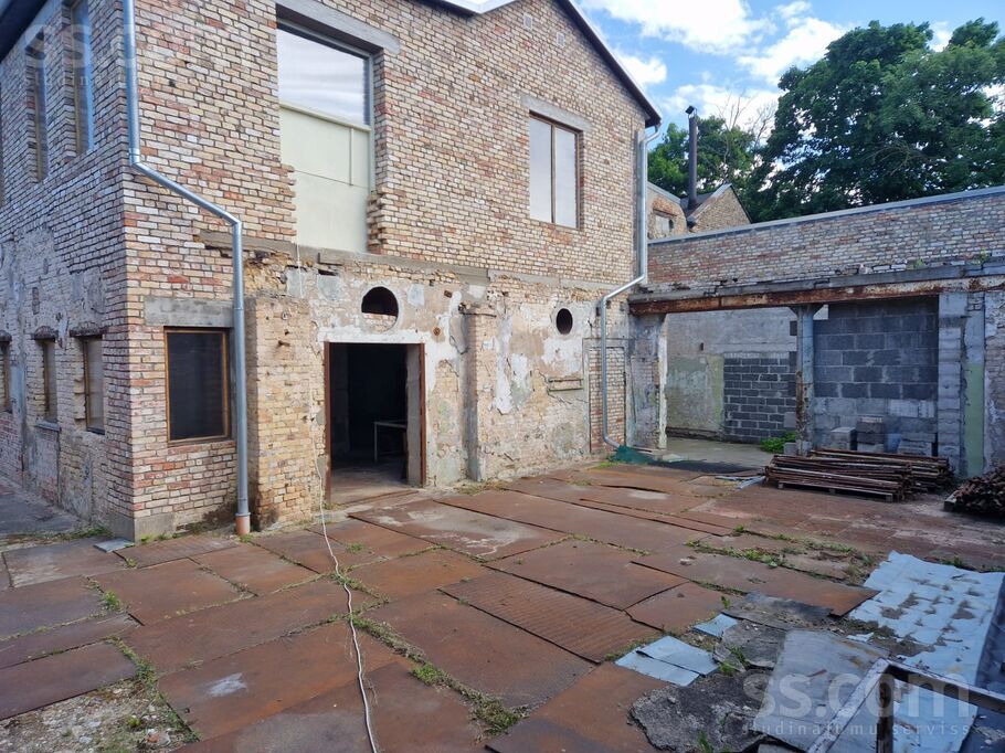 Baltā 3, Rīga, Iļģuciems — telpa