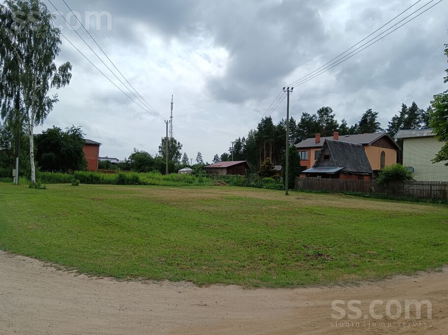 Beites iela 13, Valmiera un raj., Valmiera — zeme