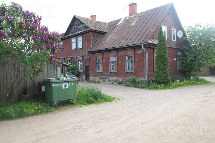 Komunālā 5, Daugavpils un raj., Daugavpils — dzivoklis