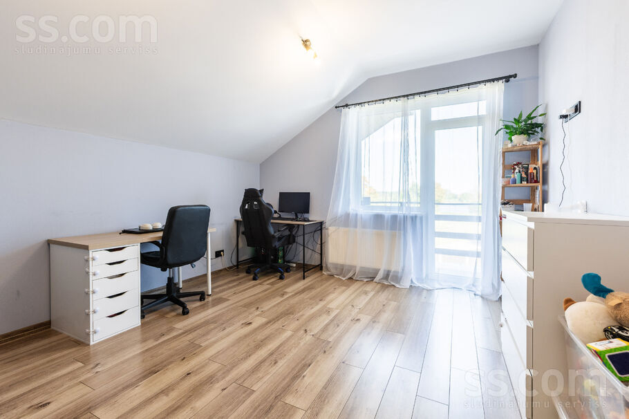 Indriķa Ovekas, Katlakalns, Rīgas rajons, Ķekavas pag. — maja