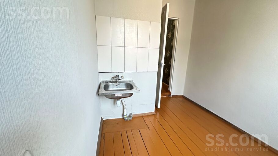 Puķu 1, Rauna, Cēsis un raj., Raunas pag. — dzivoklis