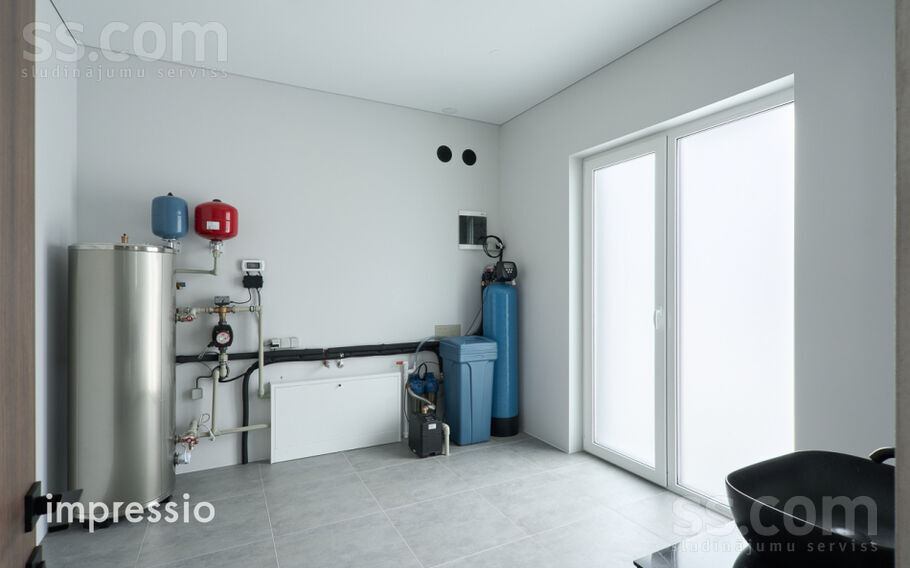 Dreimaņu 19, Mežāres, Rīgas rajons, Babītes pag. — maja