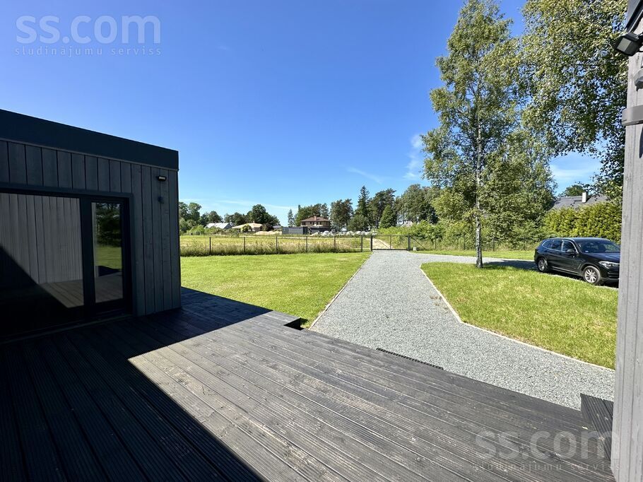 Priežkalnu 11a, Rīgas rajons, Saulkrasti — maja