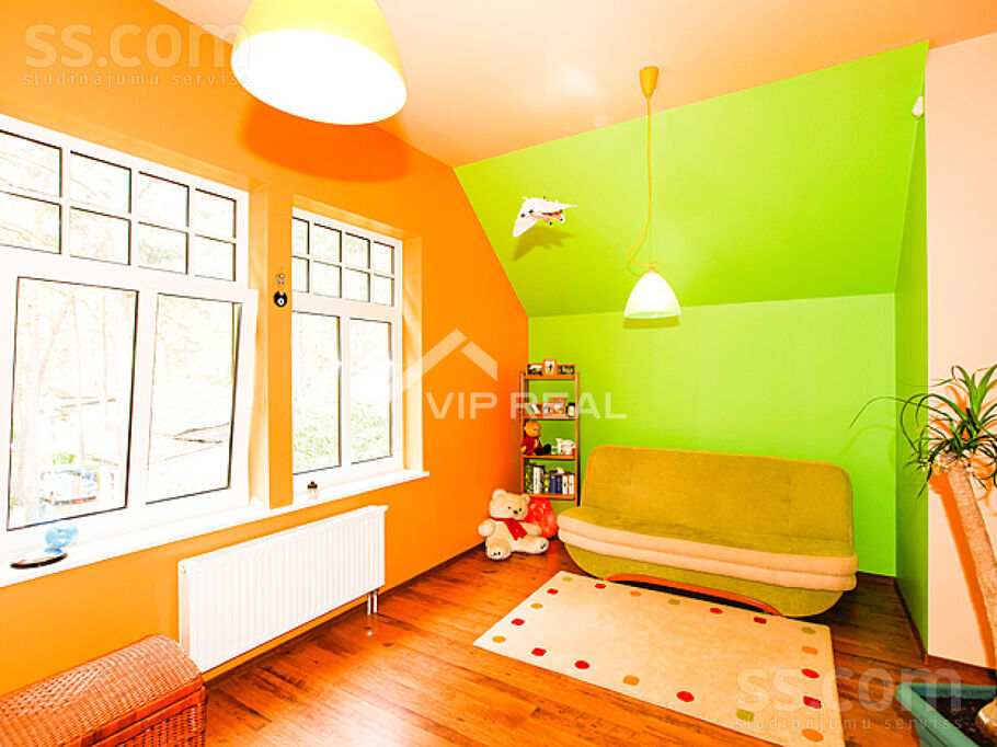 Edinburgas pr. 69, Jūrmala — maja