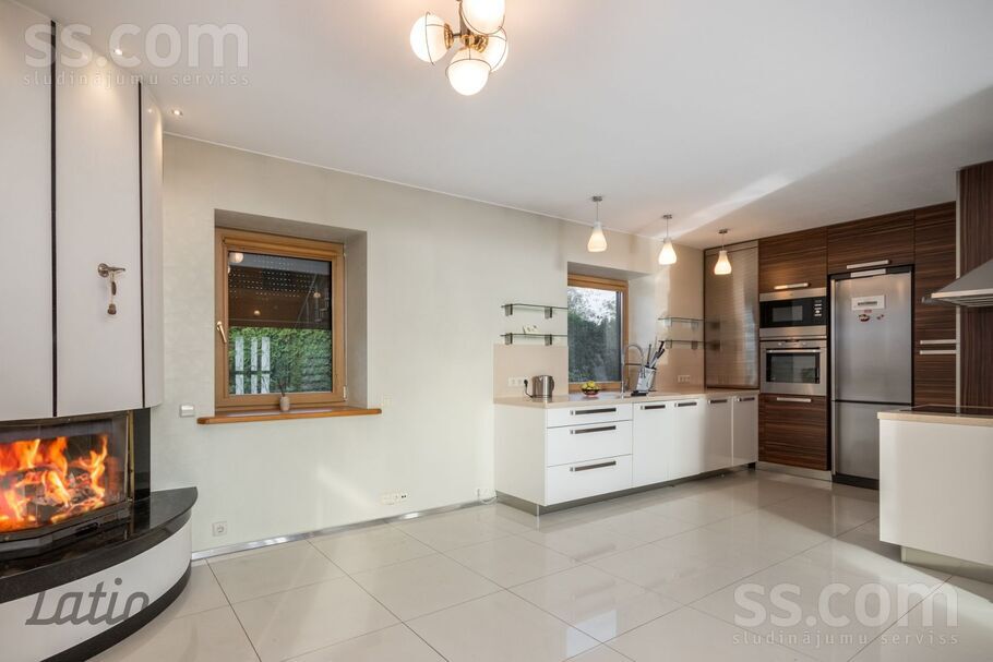 Ošu 20, Mežāres, Babītes pag. — maja